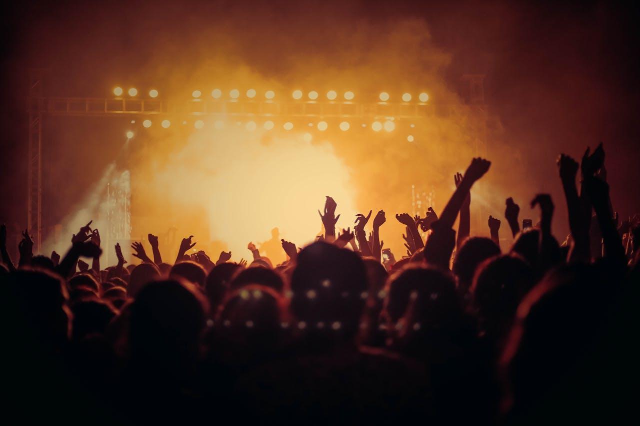 Distribute Your Music on Spotify, Gaana, Wynk & More Distribute Your Music on Spotify, Gaana, Wynk & More