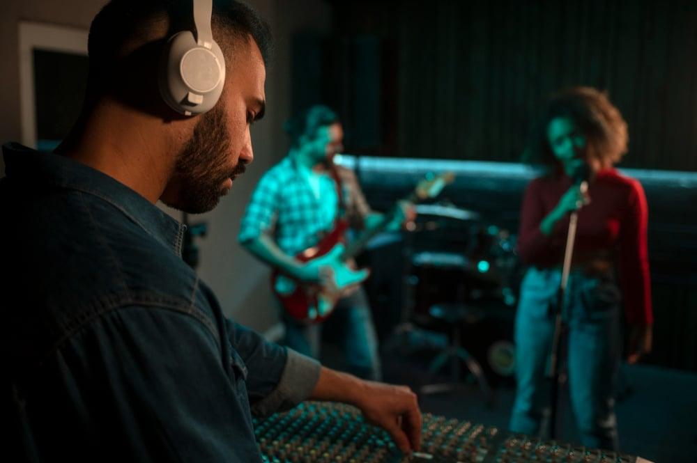 Learn Everything About DIY Music Distribution in 2025 Learn Everything About DIY Music Distribution in 2025