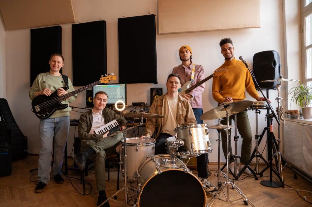 Free Music Distribution for Emerging Musicians Free Music Distribution for Emerging Musicians