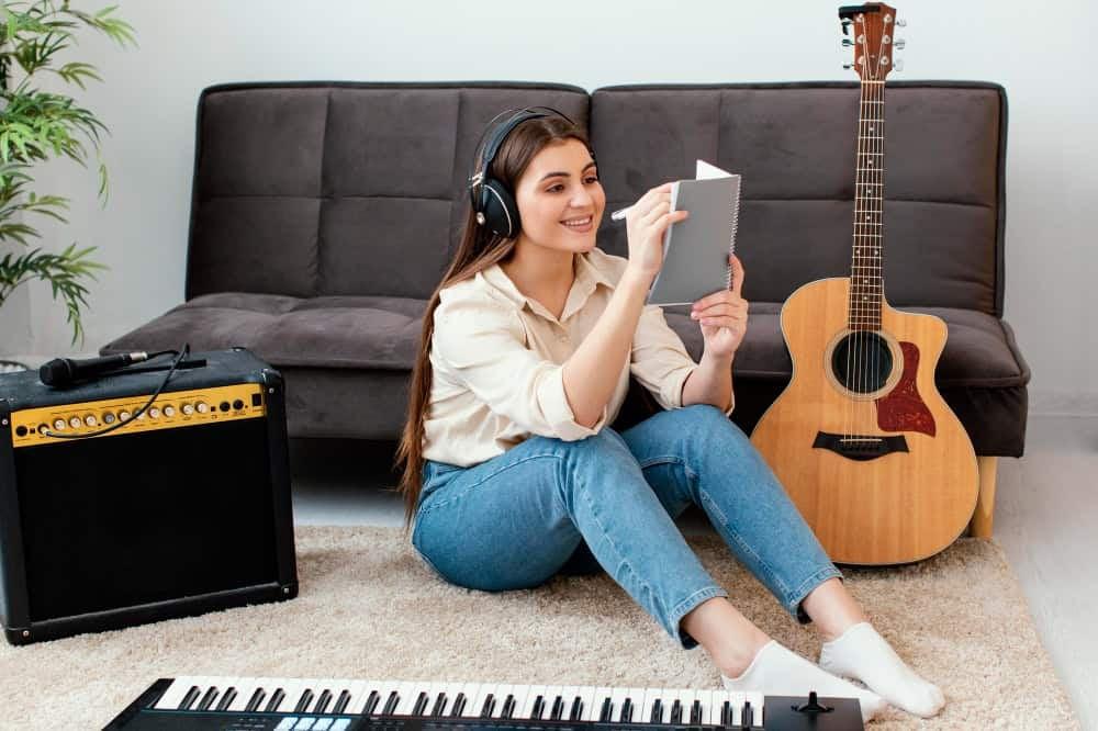 How to Sell Your Music Online and Grow Your Audience How to Sell Your Music Online and Grow Your Audience