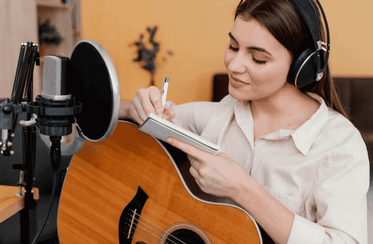 Creative Techniques for Writing Better Songs Creative Techniques for Writing Better Songs