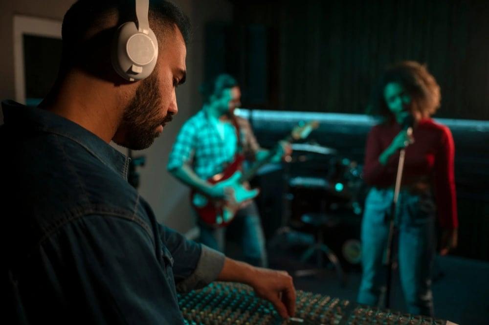 Best Music Distribution Service for Independent Artists Best Music Distribution Service for Independent Artists